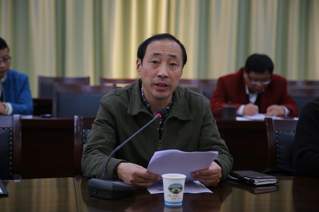 我院领导班子参加学校党委“三严三实”专题学习研讨会(图2)