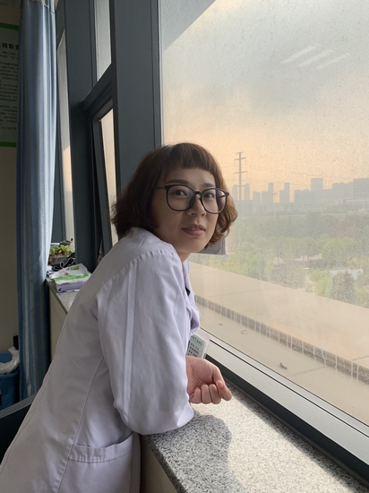 【让党旗在防控一线高高飘扬】感动!1小时内,云顶集团yd1233检测网址265名医护主动申请驰援湖北(图3)